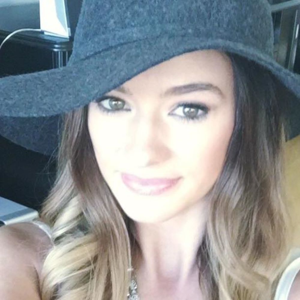 Meet your Posher, Nadine